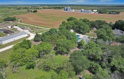 805 E Lamb, Granger, TX 76530