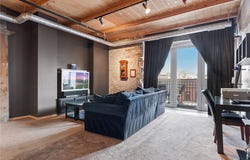 406 Wacouta Street, Saint Paul, MN 55101