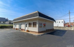 120 E College, Fredericktown, MO 63645