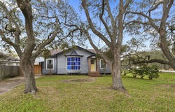 2695 Sandlin, Beaumont, TX 77707