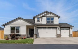 3465 NW 15th Street, Redmond, OR 97756