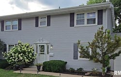 6315 N RIVIERA Court, Peoria, IL 61614