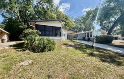 109 E Pine Dr, Lady Lake, FL 32159
