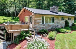 5882 Crooked Run Road SW, New Philadelphia, OH 44663