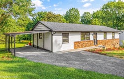 7221 Meadowbrook Circle, Knoxville, TN 37918