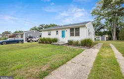 712 GORHAM AVENUE, CAPE MAY, NJ 08204