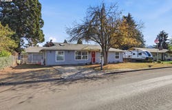 1033 S 34TH Pl, Springfield, OR 97478