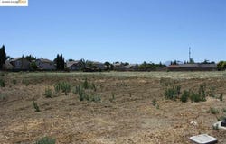 Oak St, Brentwood, CA 94513