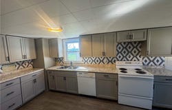 411 & 413 S Oak, Versailles, MO 65084