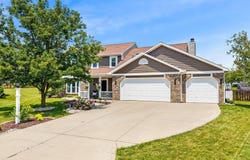 10729 Lone Tree Place, Fort Wayne, IN 46818-8879