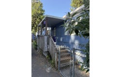 47775 Berry, Oakridge, OR 97463