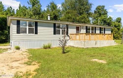 2753 Deming Lane, Marianna, FL 32446