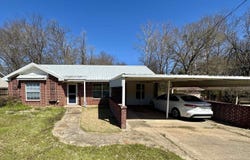 603 Therese Court, Mount Pleasant, TX 75455