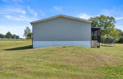 68 Burroughs Loop, Scottsboro, AL 35769
