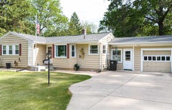 2530 White Oaks Drive, Beloit, WI 53511