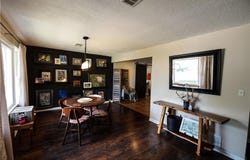 1305 NE 67th Place, Gladstone, MO 64118