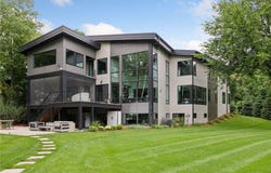 746 Peninsula Point Road, Shakopee, MN 55379