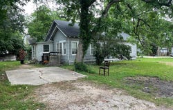 801 E Limestone Avenue, Mart, TX 76664