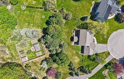 2350 Fawn Hill Court, Chanhassen, MN 55317
