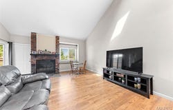 856 Hemingway Lane, Weldon Spring, MO 63304