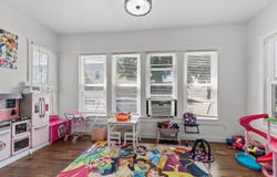 120 E PACIFIC Street, APPLETON, WI 54911-5012