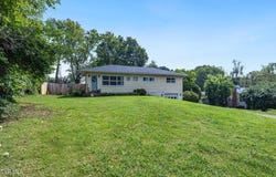 20301 Wood Howell Road, Bristol, VA 24202