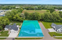 1756 Honor Street, Neenah, WI 54956