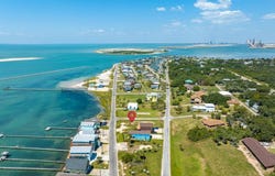1003 Bayshore Dr, Ingleside, TX 78362