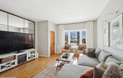 808 W 27th Street, Chicago, IL 60608