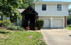 5341 Locust Lane, Kansas City, KS 66106