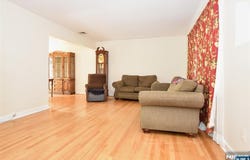 130 Manhattan Avenue, Waldwick, NJ 07463