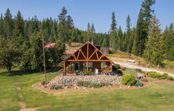 1114 N Stohr Rd, Newport, WA 99156