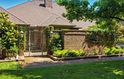 1409 Glenbrook Terrace, Nichols Hills, OK 73116