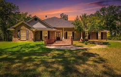 8149 Southdowns Drive, Shreveport, LA 71107
