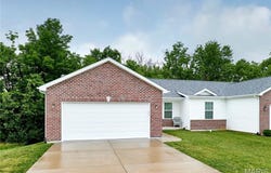 51 Schulze Drive, Troy, MO 63379
