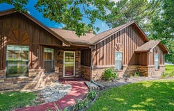 3713 Indian Creek Trail, Granbury, TX 76049