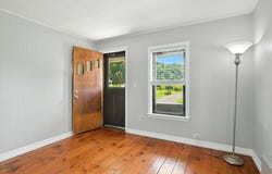 33 Miller St, Westfield, MA 01085