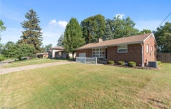 24 David Avenue NE, Massillon, OH 44646