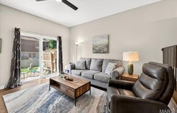 210 Braeshire Drive, Ballwin, MO 63021
