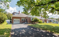 26 Center View Drive, Troy, NY 12180