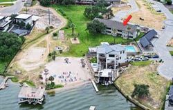 604 Highcrest DR, Granite Shoals, TX 78654