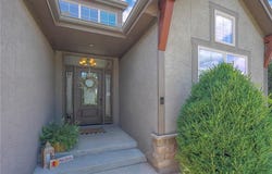 9408 Pinnacle Street, Lenexa, KS 66220
