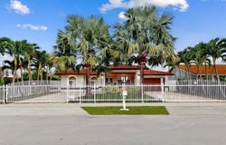 2340 SW 139th Ave, Miami, FL 33175
