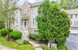 156 Arrowgate Dr, Randolph Twp., NJ 07869-5219