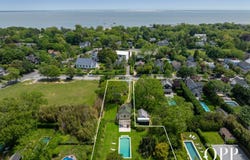 27 bell street, Bellport Village, NY 11713
