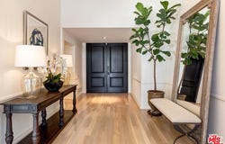 1075 Wallace Rdg, Beverly Hills, CA 90210