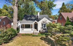1205 Valley Dr, Audubon Park, KY 40213