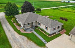 W2227 REDWOOD Drive, PULASKI, WI 54162