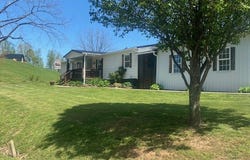 4429 Manilla Ridge Road, Leon, WV 25123
