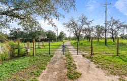 206 N County Road 430, Premont, TX 78375